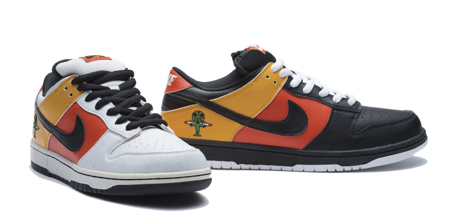 nike sb dunk low roswell rayguns