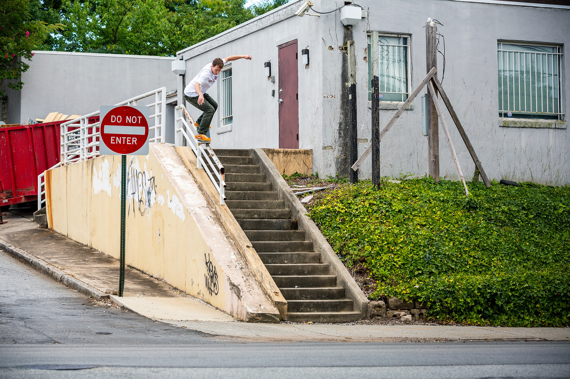 grant taylor bruised peach