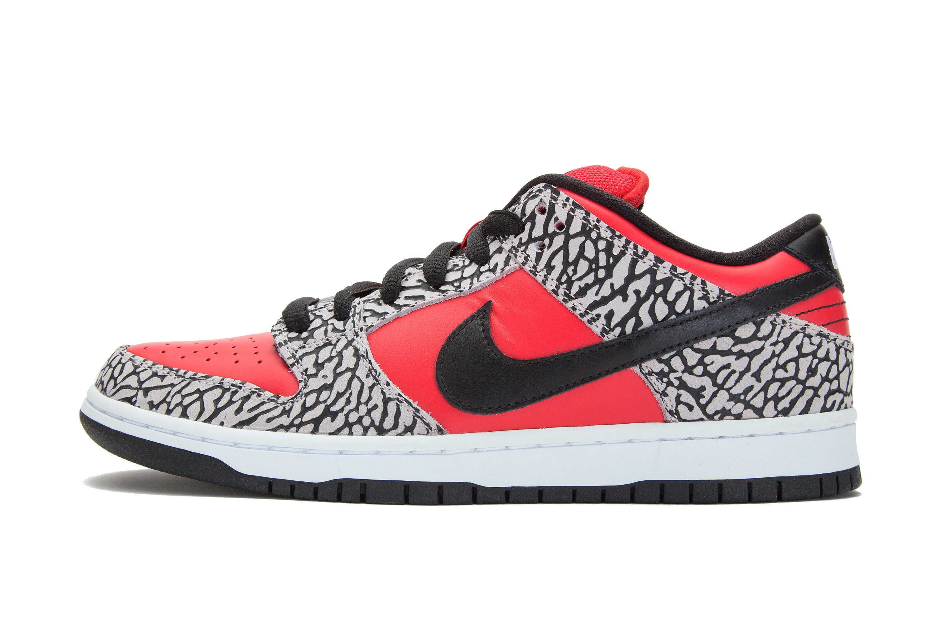 NIKE SB DUNK supreme red cement 27.5
